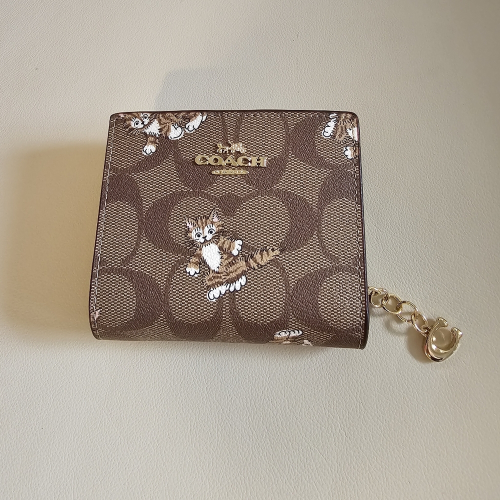 COACH SNAP WALLET DANCING KITTENS PRINT